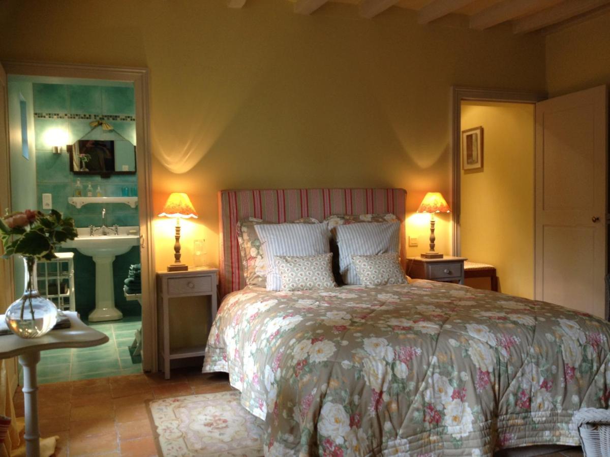 La Maison Celadon Prunay-Cassereau エクステリア 写真