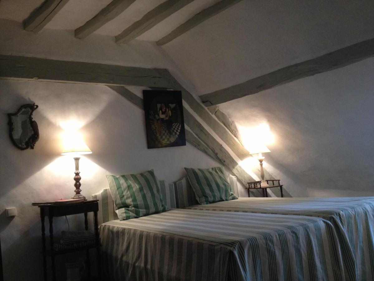 La Maison Celadon Prunay-Cassereau エクステリア 写真